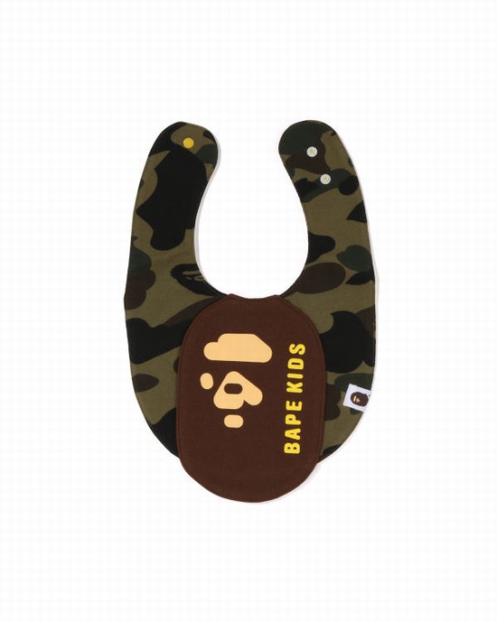 Babero Bape 1st Camo Ape Head Motif Niños Verde | RANPB-8036